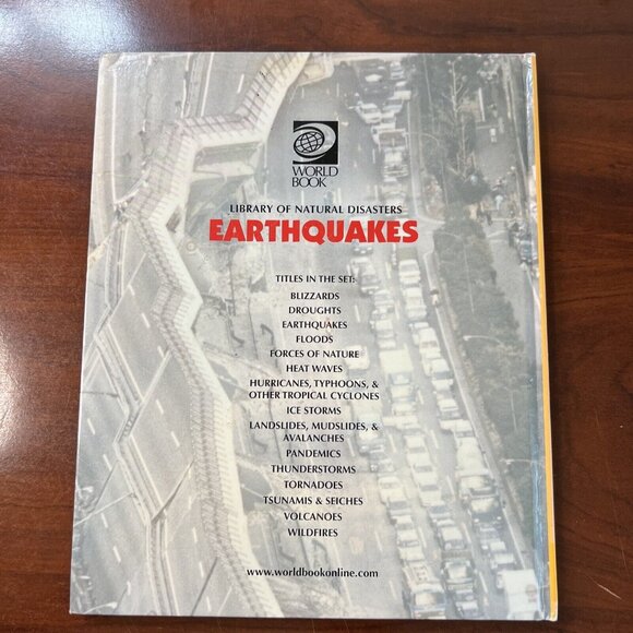 WORLD BOOK Library Of Natural Disasters Set 7 Hardcover Reference Books Vintage - Picture 5 of 16